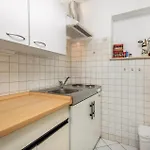 Daire 2 Bedroom Lovely In *
