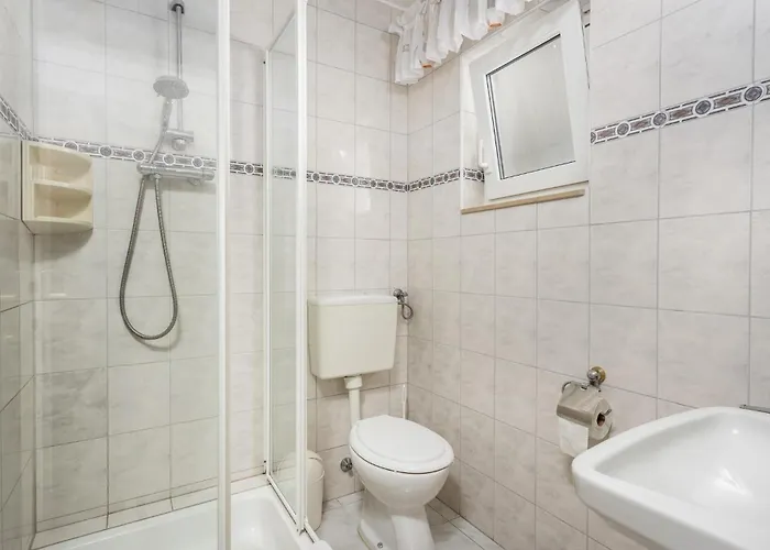 2 Bedroom Awesome In Διαμέρισμα