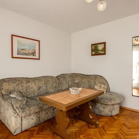 アパート 2 Bedroom Lovely In *
