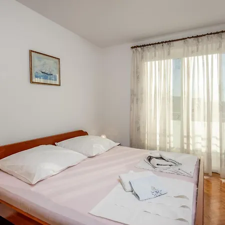 2 Bedroom Awesome In * Selce