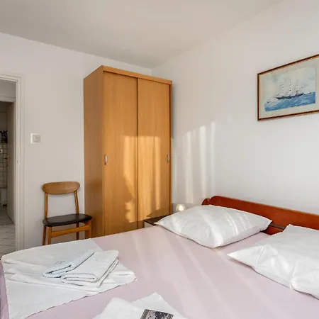 2 Bedroom Lovely In *