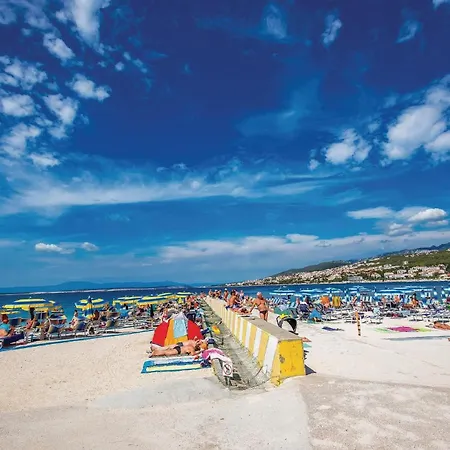 Appartamento 2 Bedroom Awesome In Selce